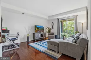 1111 Oronoco St, Alexandria, VA 22314 - Photo 9
