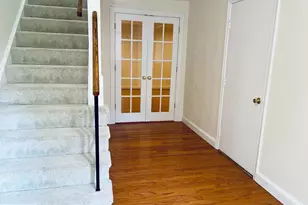 32 Fendall Ave, Alexandria, VA 22304 - Photo 3
