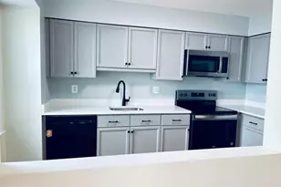 32 Fendall Ave, Alexandria, VA 22304 - Photo 17