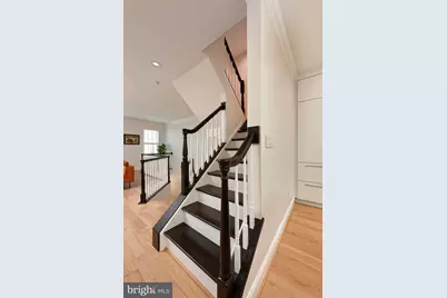 28 Alexander Street, Alexandria, VA 22314 - Photo 23