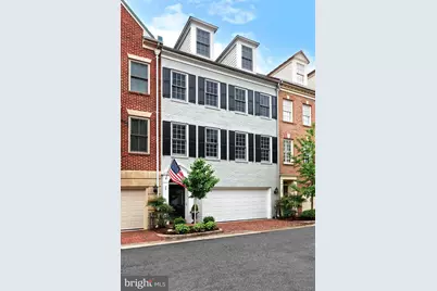 28 Alexander Street, Alexandria, VA 22314 - Photo 1
