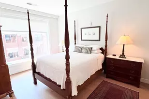 635 Slaters Ln, Alexandria, VA 22314 - Photo 21
