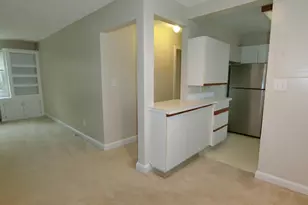 1734 W Abingdon Dr, Alexandria, VA 22314 - Photo 13