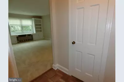 1734 W Abingdon Drive #202, Alexandria, VA 22314 - Photo 5