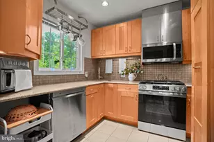 3613 Gunston Rd, Alexandria, VA 22302 - Photo 9