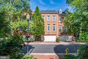 5241 Brawner Pl, Alexandria, VA 22304 - Photo 1