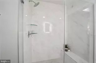 701 N Henry St, Alexandria, VA 22314 - Photo 15