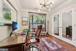 832 Snowden Hallowell Way, Alexandria, VA 22314 - Photo 3