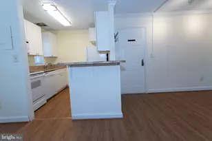 1612 W Abingdon Dr W, Alexandria, VA 22314 - Photo 21
