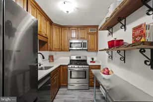 801 N Pitt St, Alexandria, VA 22314 - Photo 7