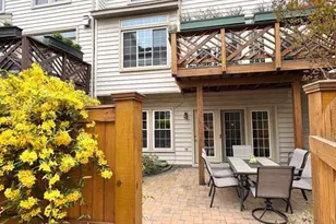 707 Catts Tavern Dr, Alexandria, VA 22314 - Photo 9