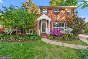 2905 Maplewood Pl, Alexandria, VA 22302 - Photo 7