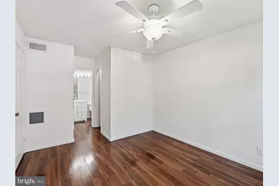 3303 Wyndham Circle #146, Alexandria, VA 22302 - Photo 13