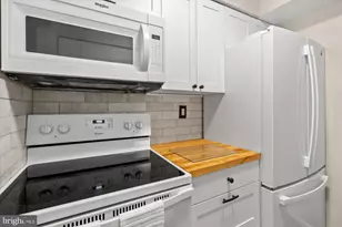 912 Bernard St, Alexandria, VA 22314 - Photo 9