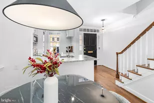 633 S Columbus St, Alexandria, VA 22314 - Photo 11