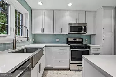 3527 Martha Custis Drive, Alexandria, VA 22302 - Photo 3