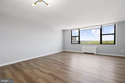 4600 Duke Street #1418, Alexandria, VA 22304 - Photo 3