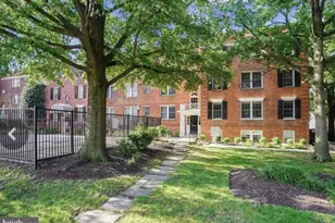 504 Bashford Ln, Alexandria, VA 22314 - Photo 7