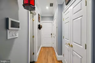42 Wolfe St, Alexandria, VA 22314 - Photo 25