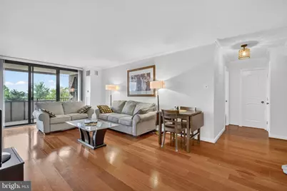 250 S Reynolds Street #302, Alexandria, VA 22304 - Photo 1