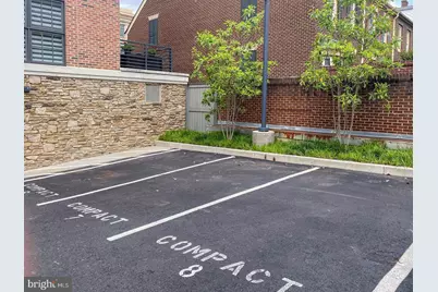521 N Washington Street #101, Alexandria, VA 22314 - Photo 3