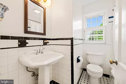 411 Franklin Street, Alexandria, VA 22314 - Photo 41