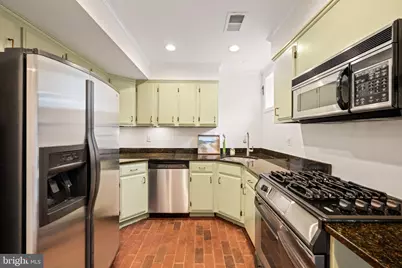 411 Franklin Street, Alexandria, VA 22314 - Photo 33
