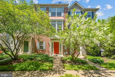 956 Harrison Circle, Alexandria, VA 22304 - Photo 1