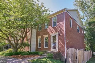 218 Ellsworth St, Alexandria, VA 22314 - Photo 1