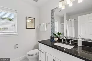 201 Longview Dr, Alexandria, VA 22314 - Photo 43