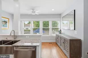 636 N Columbus St, Alexandria, VA 22314 - Photo 13