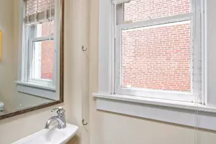 210 S Pitt St, Alexandria, VA 22314 - Photo 19