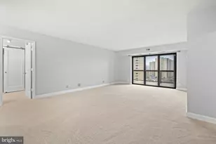 307 Yoakum Pkwy, Alexandria, VA 22304 - Photo 5