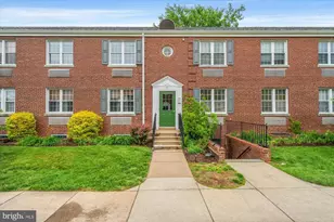 17 Auburn Ct, Alexandria, VA 22305 - Photo 1