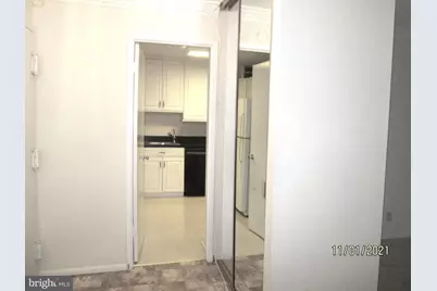203 Yoakum Parkway #611, Alexandria, VA 22304 - Photo 19