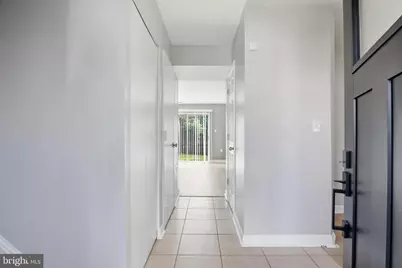 264 Stevenson Square, Alexandria, VA 22304 - Photo 3