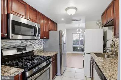 264 Stevenson Square, Alexandria, VA 22304 - Photo 7