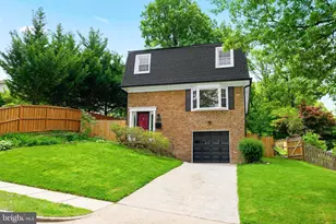 250 Aspen St, Alexandria, VA 22305 - Photo 1