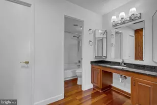 307 Yoakum Pkwy, Alexandria, VA 22304 - Photo 23