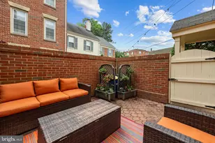 812 Bashford Ln, Alexandria, VA 22314 - Photo 27