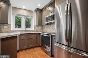 1107 Michigan Ct, Alexandria, VA 22314 - Photo 5
