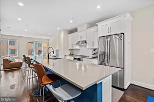 607 Slade Ct, Alexandria, VA 22314 - Photo 7
