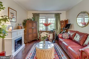 600 Bashford Ln, Alexandria, VA 22314 - Photo 3