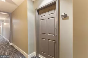 1111 Oronoco St, Alexandria, VA 22314 - Photo 3