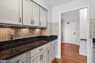 5300 Holmes Run Pkwy, Alexandria, VA 22304 - Photo 23