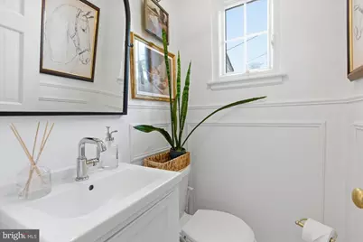 805 Chalfonte Drive, Alexandria, VA 22305 - Photo 19