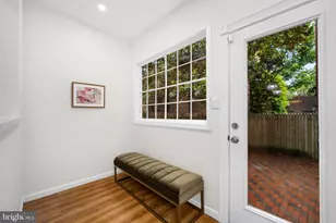 116 S Pitt St, Alexandria, VA 22314 - Photo 17