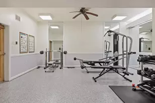 5340 Holmes Run Pkwy, Alexandria, VA 22304 - Photo 21