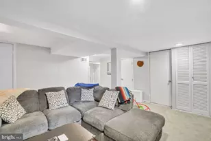 1901 Scroggins Rd, Alexandria, VA 22302 - Photo 27
