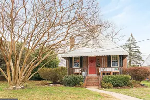 1901 Scroggins Rd, Alexandria, VA 22302 - Photo 1